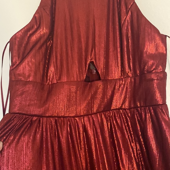 Holiday or wedding event dress - Picture 2 of 7